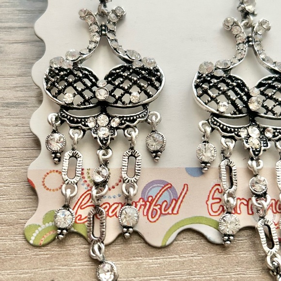 NWT Fiona Clear Rhinestone Chandelier Drop Earrings - Picture 4 of 5